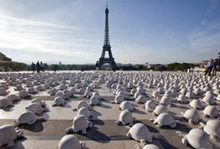 1000 żółwi na paryskim placu