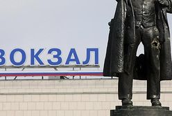 Lenin dostał odłamkiem!