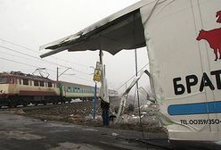 Pociąg uderzył w TIR-a