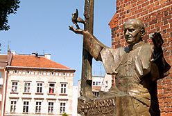 Pomniki Jana Pawła II