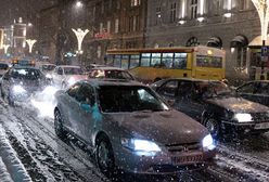 Śnieg sparaliżował Warszawę - zdjęcia