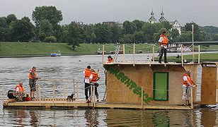 Rzeka nie jest ściekiem - akcja Greenpeace