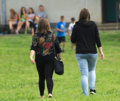 Psycholog: gimnazjum wyzwala u dziecka działania autodestrukcyjne. Eksperci o reformie edukacji