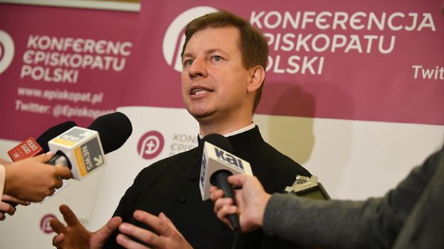 Rzecznik Episkopatu ks. Paweł Rytel-Andrianik
