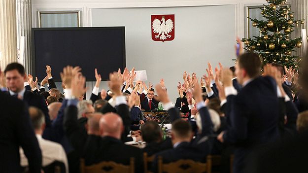 Głosowania 16 grudnia 2016 r. w Sali Kolumnowej