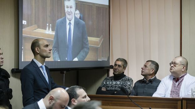 Na monitorze Wiktor Janukowycz