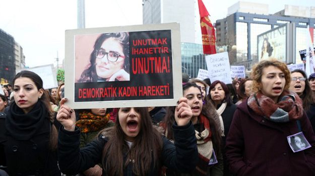 Marsz w Ankarze po śmierci Özgecan Aslan; 14 luty