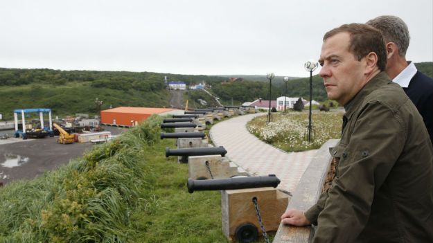 Dmitrij Miedwiediew z wizytą na Kurylach