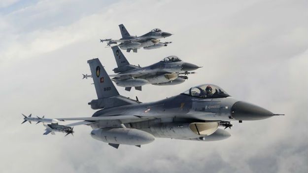 Tureckie F-16