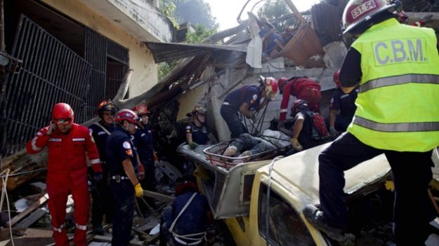 Lawina błotna zniszczyła wioskę Santa Catarina Pinula