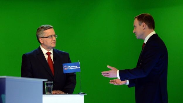 Andrzej Duda i Bronisław Komorowski podczas debaty w wirtualnym studiu TVN