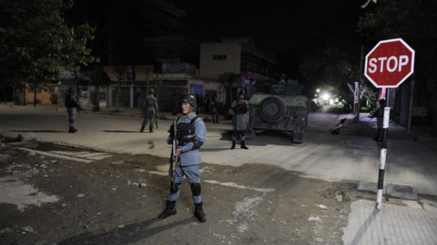 Policja otoczyła Park Palace Hotel