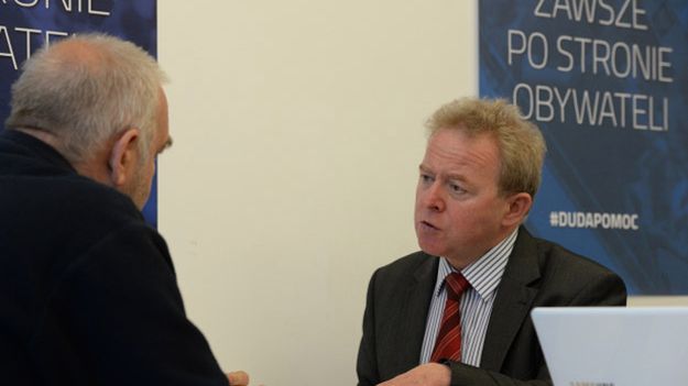 Europoseł PiS Janusz Wojciechowski w Biurze Pomocy Prawnej powołanym przez Andrzeja Dudę