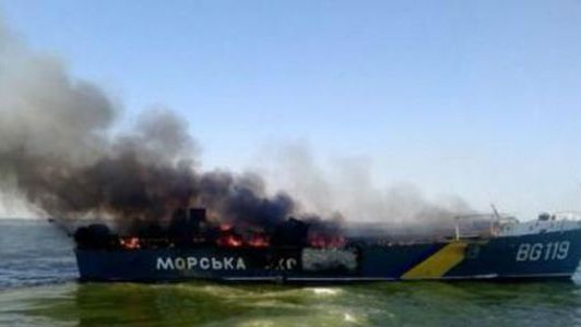 W wyniku eksplozji kuter został poważnie uszkodzony i zatonął