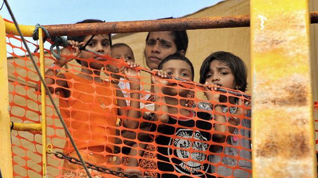 Australijscy urzędnicy płacili przemytnikom ludzi, nie przejmując się losem uchodźców