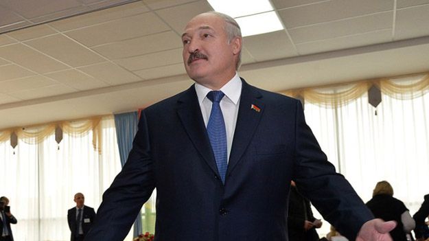 Aleksander Łukaszenka po głosowaniu w wyborach