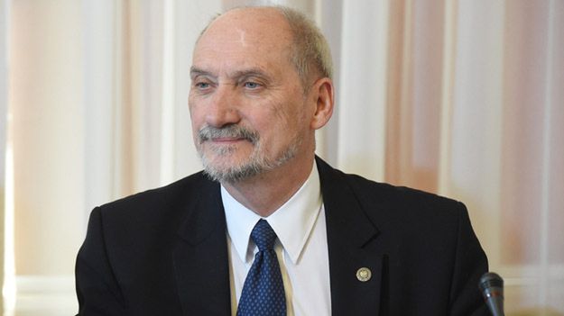 Szef MON Antoni Macierewicz