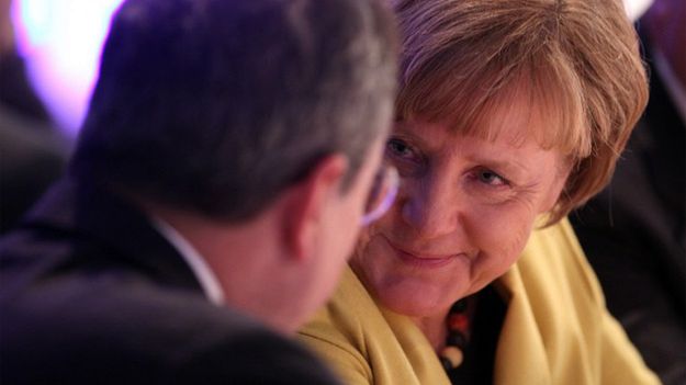 Angela Merkel i Mario Draghi, szef Europejskiego Banku Centralnego