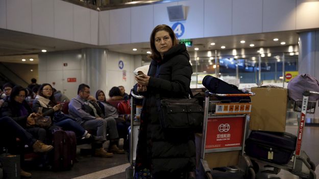 Ursula Gauthier na lotnisku w Pekinie.