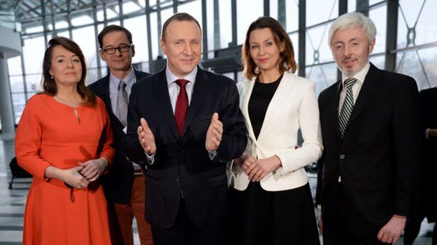 Jacek Kurski i Maciej Stanecki oraz dziennikarze Anna Popek, Danuta Holecka i Przemysław Babiarz