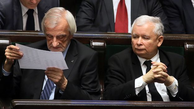Prezes Prawa i Sprawiedliwości Jarosław Kaczyński oraz wicemarszałek, poseł PiS, Ryszard Terlecki