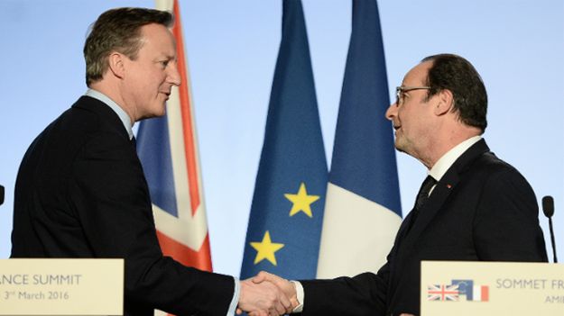 David Cameron, Francois Hollande