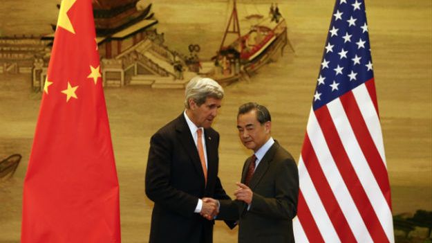 John Kerry spotkał się z chińskim ministrem spraw zagranicznych Wangiem Yi w Pekinie
