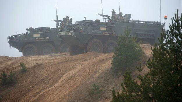 Czy polityka powstrzymywania w relacjach Rosja-USA przemieni się w nową odsłonę wyścigu zbrojeń?