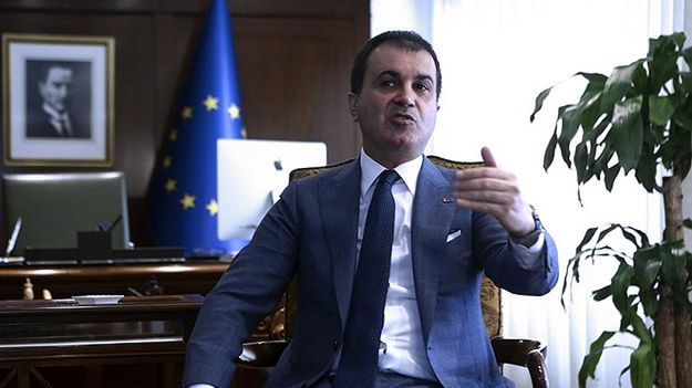 Minister ds. europejskich Omer Celik