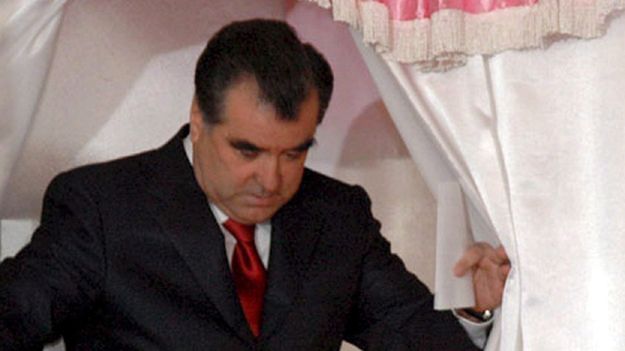 Emomali Rachmon