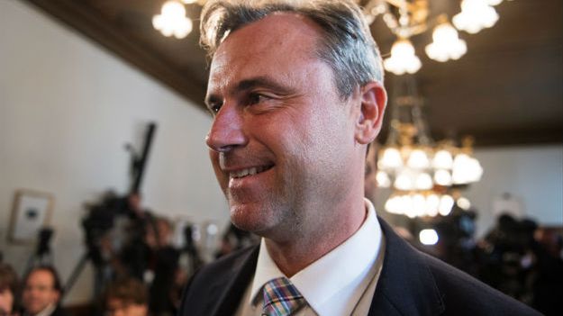 Norbert Hofer ma teraz szansę na wygraną w wyborach