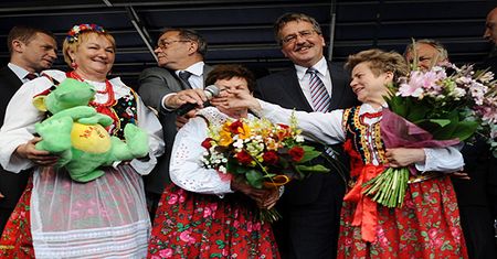 Te kobiety popierają kandydatów