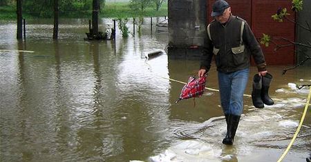 Oni wciąż walczą z wodą