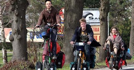 Do Mongolii na rowerach