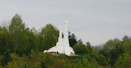 Pomniki, muzea i domy