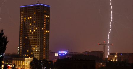 Pioruny i deszcz polecą z nieba