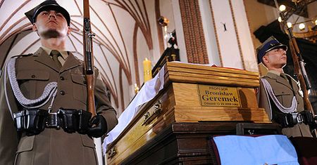 Uroczystości pogrzebowe prof. Bronisława Geremka