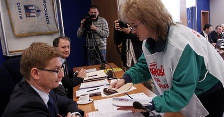 "Powyborcza kiełbasa, czyli... kicha"