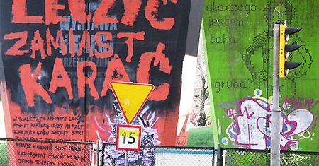 Symbole na murach