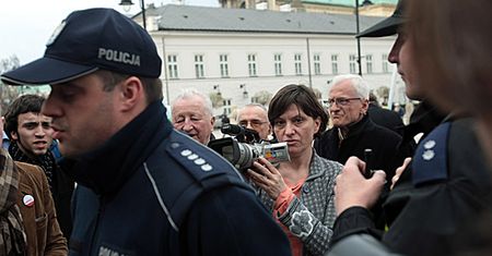 "Solidarni 2010" wrócili przed Pałac