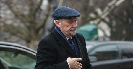 Szef MON weźmie udział w obchodach 75. rocznicy Zbrodni Zgierskiej