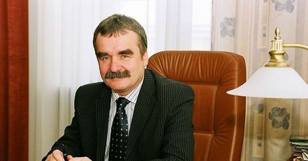 Prezydent Kielc zabronił sadzenia drzew. "Próba włączenia miasta w protest antyrządowy"