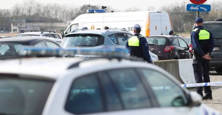 Belgia: Zatrzymano mężczyznę, który próbował wjechać w tłum ludzi