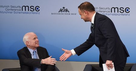 John McCain zwrócił się do Andrzeja Dudy z zagadkowymi słowami