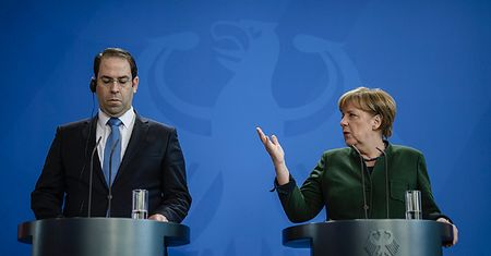 Angela Merkel: będzie szybsze odsyłanie imigrantów do Tunezji