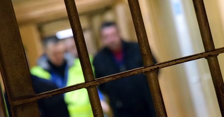 Pechowe Walentynki 65-letniego rolnika. Zaczęło się od kwiatów, a skończyło na groźbach