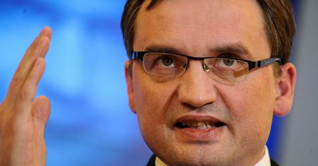 Znamy szczegóły rejestru pedofilów. RPO i Fundacja "Stop Przedawnieniu" popierają projekt Zbigniewa Ziobry