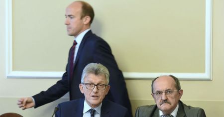 Koniec prac sejmowej komisji ws. sędziów TK oraz jawności oświadczeń sędziów