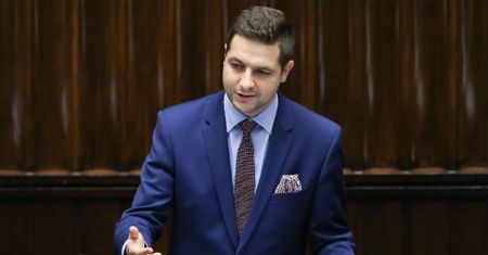 Kontrowersyjne orzeczenie francuskiej Rady Stanu. Patryk Jaki: to upadek człowieczeństwa