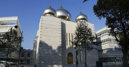 Nowo otwarte rosyjskie centrum prawosławne w sercu Paryża przykrywką dla szpiegów Kremla?